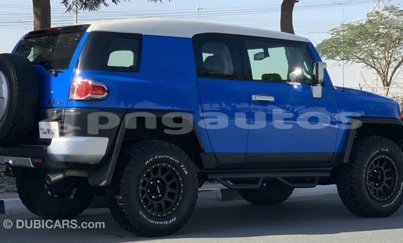 Buy Import Toyota FJ Cruiser Blue Car in Import - Dubai in Enga Buy Import Toyota FJ Cruiser Blue Car in Import - Dubai in Enga