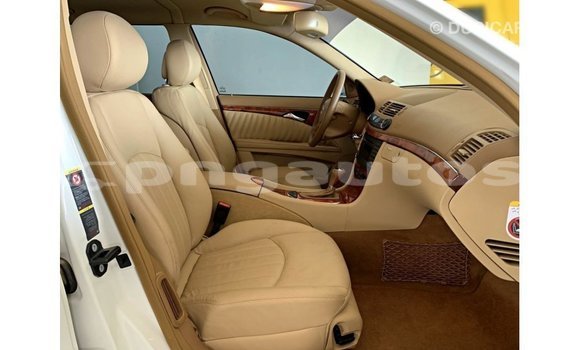 Buy Import Mercedes-Benz 200 White Car in Import - Dubai in Enga Buy Import Mercedes-Benz 200 White Car in Import - Dubai in Enga