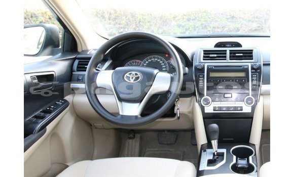 Buy Import Toyota Camry White Car in Import - Dubai in Enga Buy Import Toyota Camry White Car in Import - Dubai in Enga