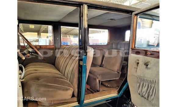 Buy Import Buick Electra Blue Car in Import - Dubai in Enga Buy Import Buick Electra Blue Car in Import - Dubai in Enga