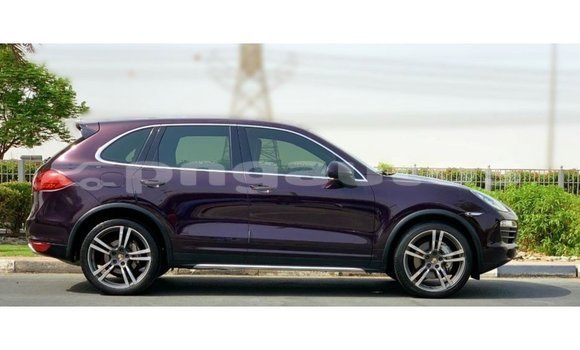 Buy Import Porsche Cayenne Other Car in Import - Dubai in Enga Buy Import Porsche Cayenne Other Car in Import - Dubai in Enga
