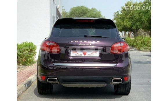 Buy Import Porsche Cayenne Other Car in Import - Dubai in Enga Buy Import Porsche Cayenne Other Car in Import - Dubai in Enga