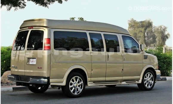 Buy Import GMC Acadia Other Car in Import - Dubai in Enga Buy Import GMC Acadia Other Car in Import - Dubai in Enga