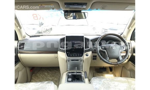 Buy Import Toyota Land Cruiser Black Car in Import - Dubai in Enga Buy Import Toyota Land Cruiser Black Car in Import - Dubai in Enga