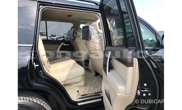 Buy Import Toyota Land Cruiser Black Car in Import - Dubai in Enga Buy Import Toyota Land Cruiser Black Car in Import - Dubai in Enga