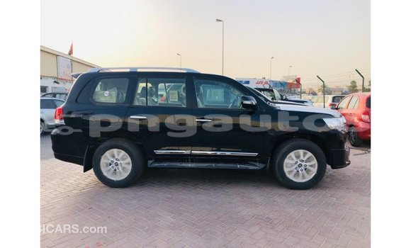 Buy Import Toyota Land Cruiser Black Car in Import - Dubai in Enga Buy Import Toyota Land Cruiser Black Car in Import - Dubai in Enga
