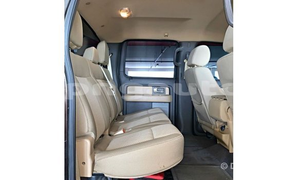 Buy Import Ford Club Wagon Brown Car in Import - Dubai in Enga Buy Import Ford Club Wagon Brown Car in Import - Dubai in Enga