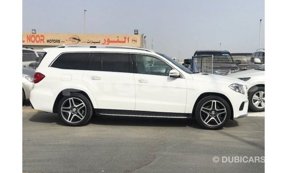 Buy Import Mercedes-Benz 190 White Car in Import - Dubai in Enga Buy Import Mercedes-Benz 190 White Car in Import - Dubai in Enga