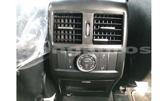 Buy Import Mercedes-Benz 190 White Car in Import - Dubai in Enga Buy Import Mercedes-Benz 190 White Car in Import - Dubai in Enga