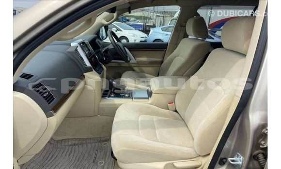 Buy Import Toyota Land Cruiser Other Car in Import - Dubai in Enga Buy Import Toyota Land Cruiser Other Car in Import - Dubai in Enga