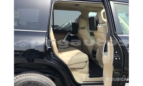 Buy Import Toyota Land Cruiser Black Car in Import - Dubai in Enga Buy Import Toyota Land Cruiser Black Car in Import - Dubai in Enga