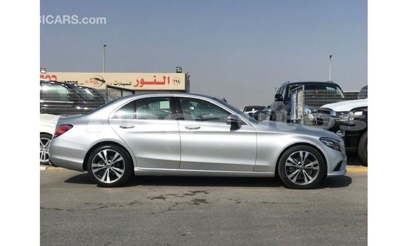 Buy Import Mercedes-Benz 200 Other Car in Import - Dubai in Enga Buy Import Mercedes-Benz 200 Other Car in Import - Dubai in Enga