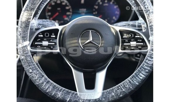 Buy Import Mercedes-Benz 200 Other Car in Import - Dubai in Enga Buy Import Mercedes-Benz 200 Other Car in Import - Dubai in Enga
