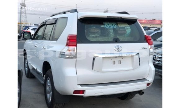 Buy Import Toyota Prado White Car in Import - Dubai in Enga Buy Import Toyota Prado White Car in Import - Dubai in Enga