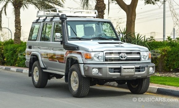 Buy Import Toyota Land Cruiser Other Car in Import - Dubai in Enga Buy Import Toyota Land Cruiser Other Car in Import - Dubai in Enga