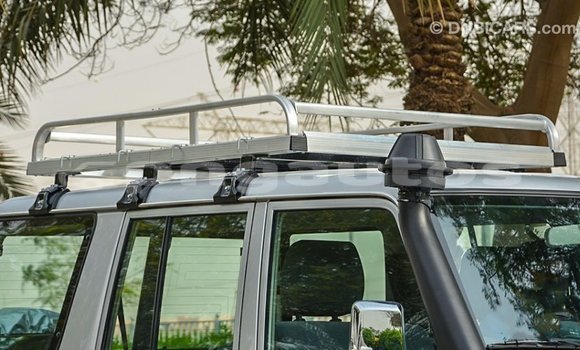Buy Import Toyota Land Cruiser Other Car in Import - Dubai in Enga Buy Import Toyota Land Cruiser Other Car in Import - Dubai in Enga