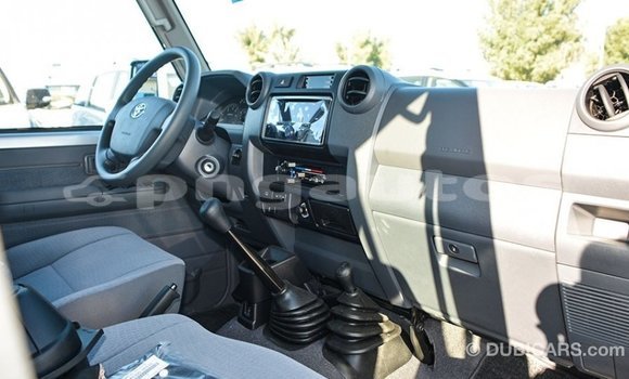 Buy Import Toyota Land Cruiser Other Car in Import - Dubai in Enga Buy Import Toyota Land Cruiser Other Car in Import - Dubai in Enga