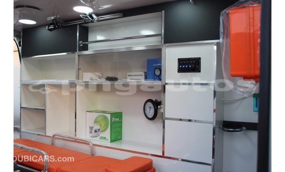 Buy Import Toyota Hiace White Car in Import - Dubai in Enga Buy Import Toyota Hiace White Car in Import - Dubai in Enga