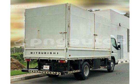 Buy Import Mitsubishi L400 White Truck in Import - Dubai in Enga Buy Import Mitsubishi L400 White Truck in Import - Dubai in Enga