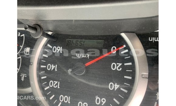 Buy Import Mitsubishi L400 White Truck in Import - Dubai in Enga Buy Import Mitsubishi L400 White Truck in Import - Dubai in Enga