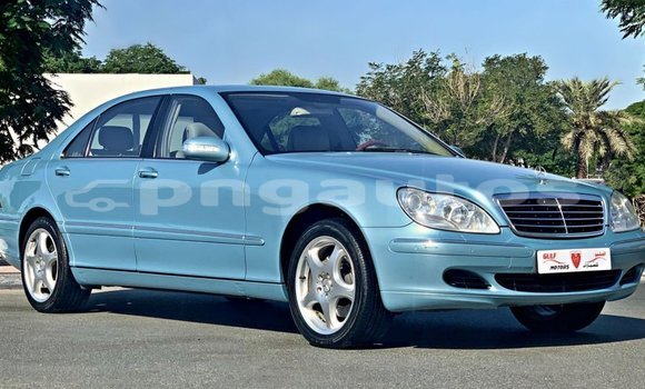 Buy Import Mercedes-Benz 200 Blue Car in Import - Dubai in Enga