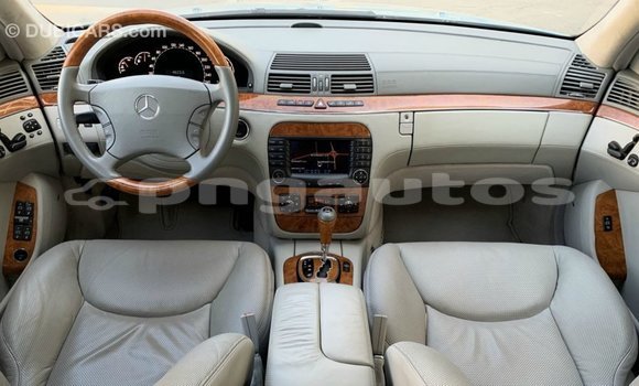 Buy Import Mercedes-Benz 200 Blue Car in Import - Dubai in Enga Buy Import Mercedes-Benz 200 Blue Car in Import - Dubai in Enga