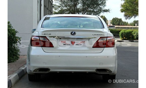 Buy Import Lexus LS White Car in Import - Dubai in Enga Buy Import Lexus LS White Car in Import - Dubai in Enga