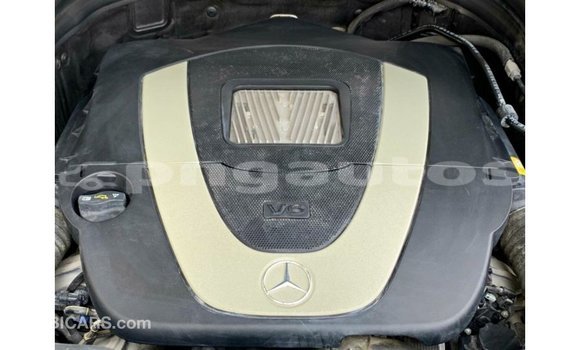 Buy Import Mercedes-Benz 190 White Car in Import - Dubai in Enga Buy Import Mercedes-Benz 190 White Car in Import - Dubai in Enga