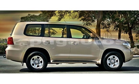 Buy Import Toyota Land Cruiser Other Car in Import - Dubai in Enga Buy Import Toyota Land Cruiser Other Car in Import - Dubai in Enga