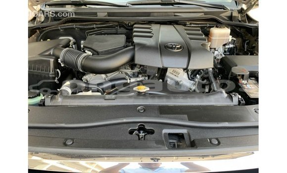 Buy Import Toyota Land Cruiser Other Car in Import - Dubai in Enga Buy Import Toyota Land Cruiser Other Car in Import - Dubai in Enga