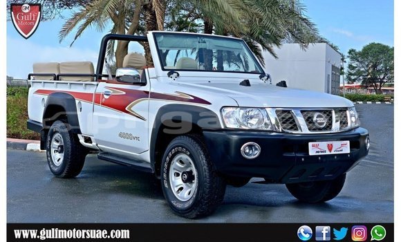 Buy Import Nissan Patrol White Car in Import - Dubai in Enga