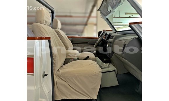 Buy Import Nissan Patrol White Car in Import - Dubai in Enga Buy Import Nissan Patrol White Car in Import - Dubai in Enga