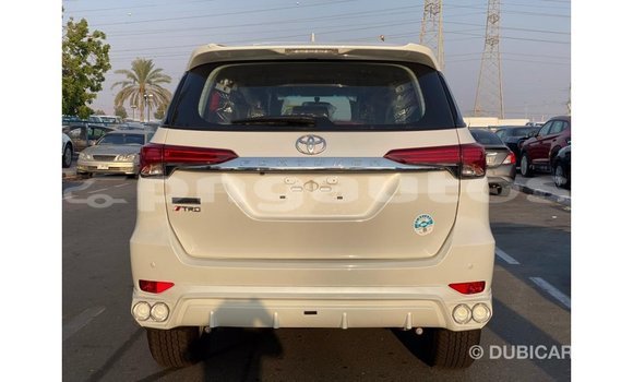 Buy Import Toyota Fortuner White Car in Import - Dubai in Enga Buy Import Toyota Fortuner White Car in Import - Dubai in Enga