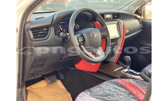 Buy Import Toyota Fortuner White Car in Import - Dubai in Enga Buy Import Toyota Fortuner White Car in Import - Dubai in Enga
