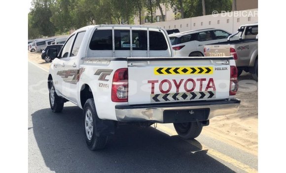 Buy Import Toyota Hilux White Car in Import - Dubai in Enga Buy Import Toyota Hilux White Car in Import - Dubai in Enga