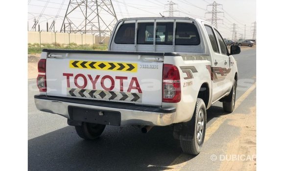 Buy Import Toyota Hilux White Car in Import - Dubai in Enga Buy Import Toyota Hilux White Car in Import - Dubai in Enga