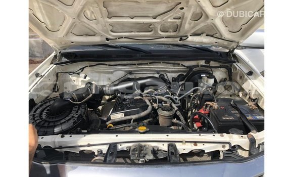 Buy Import Toyota Hilux White Car in Import - Dubai in Enga Buy Import Toyota Hilux White Car in Import - Dubai in Enga