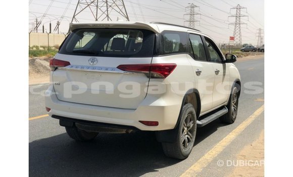 Buy Import Toyota Fortuner White Car in Import - Dubai in Enga Buy Import Toyota Fortuner White Car in Import - Dubai in Enga