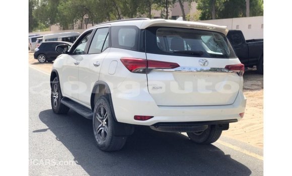 Buy Import Toyota Fortuner White Car in Import - Dubai in Enga Buy Import Toyota Fortuner White Car in Import - Dubai in Enga
