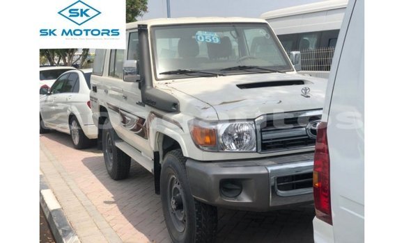 Buy Import Toyota Land Cruiser Other Car in Import - Dubai in Enga Buy Import Toyota Land Cruiser Other Car in Import - Dubai in Enga