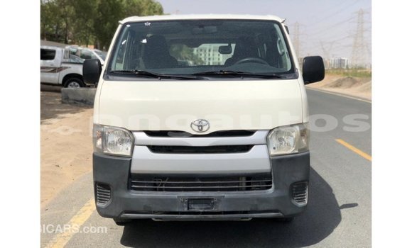 Buy Import Toyota Hiace White Car in Import - Dubai in Enga Buy Import Toyota Hiace White Car in Import - Dubai in Enga