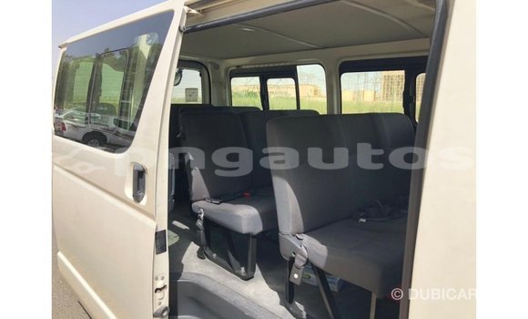 Buy Import Toyota Hiace White Car in Import - Dubai in Enga Buy Import Toyota Hiace White Car in Import - Dubai in Enga