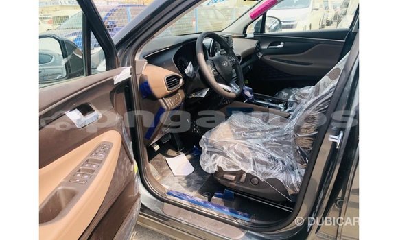 Buy Import Hyundai Santa Fe Green Car in Import - Dubai in Enga Buy Import Hyundai Santa Fe Green Car in Import - Dubai in Enga