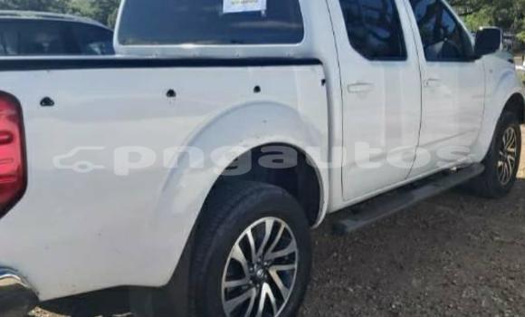 Buy Used Nissan Navara White Car in Port Moresby in National Capital District Buy Used Nissan Navara White Car in Port Moresby in National Capital District