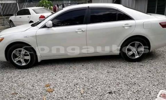 Buy Used Toyota Camry White Car in Port Moresby in National Capital District Buy Used Toyota Camry White Car in Port Moresby in National Capital District