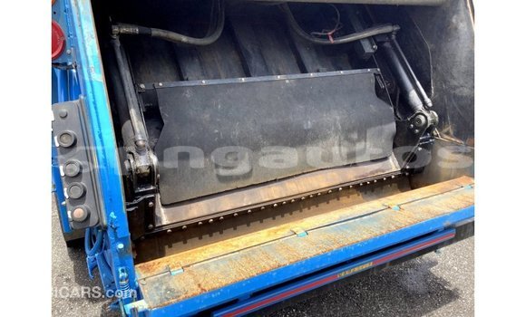 Buy Import Mitsubishi i Blue Car in Import - Dubai in Enga Buy Import Mitsubishi i Blue Car in Import - Dubai in Enga