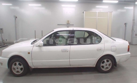 Buy Used Toyota Camry White Car in Port Moresby in National Capital District Buy Used Toyota Camry White Car in Port Moresby in National Capital District