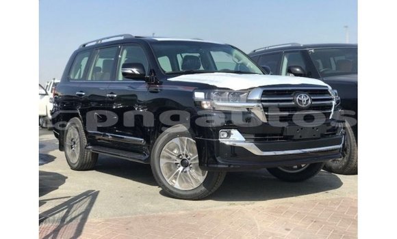 Buy Import Toyota Land Cruiser Black Car in Import - Dubai in Enga