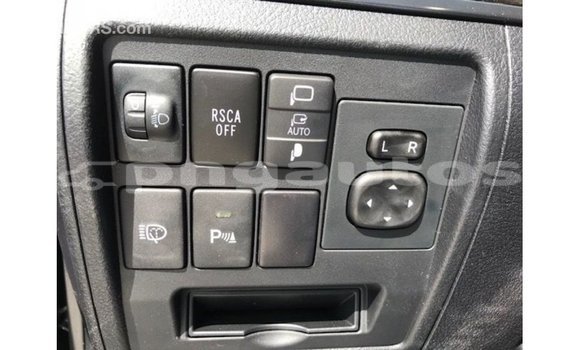 Buy Import Toyota Land Cruiser Black Car in Import - Dubai in Enga Buy Import Toyota Land Cruiser Black Car in Import - Dubai in Enga