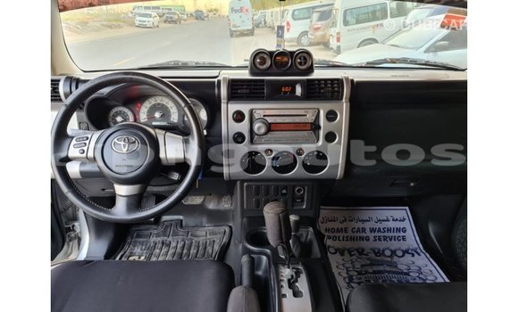 Buy Import Toyota FJ Cruiser Other Car in Import - Dubai in Enga Buy Import Toyota FJ Cruiser Other Car in Import - Dubai in Enga
